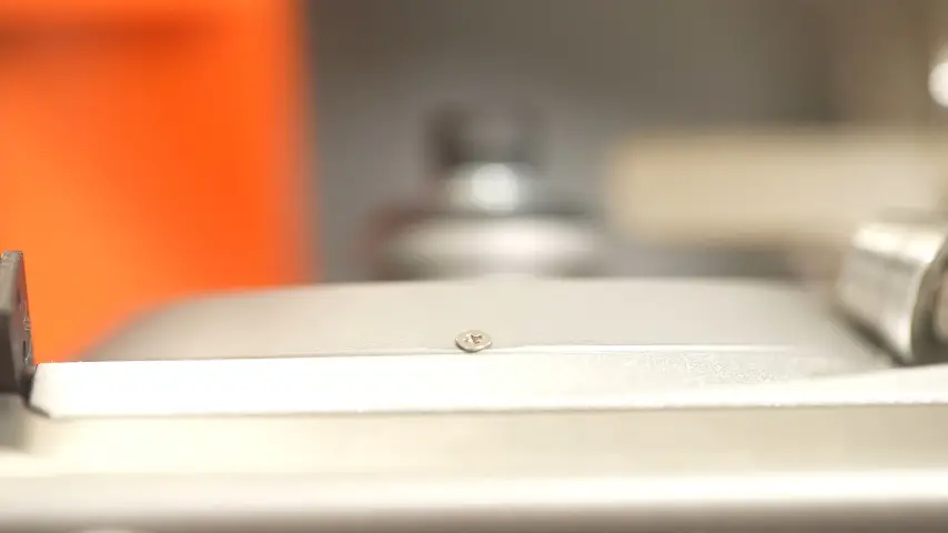 主流送釘機(jī)的動(dòng)力來源是什么？