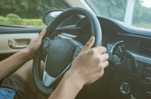 電瓶虧電別急著換新！掌握這些方法，輕松讓電瓶“重?zé)ㄉ鷻C(jī)”